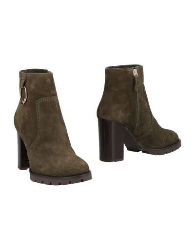 Tory Burch Minimalist Solid Color Ankle Boots In Brown