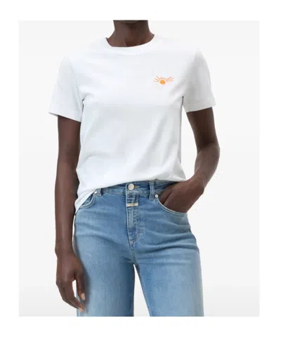 Closed Embroidered Basic T-shirt In White
