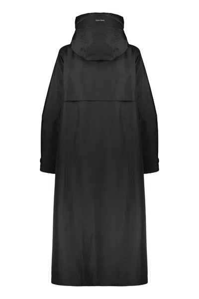 Herno Waterproof Single-breasted Coat In Black
