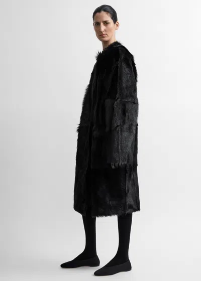 Totême Structured Shearling Coat Black In Black