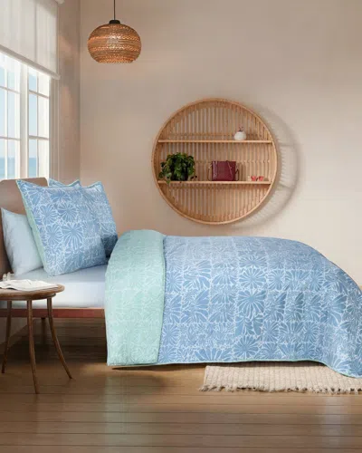 Wph Eldora Reversible Quilt In Blue