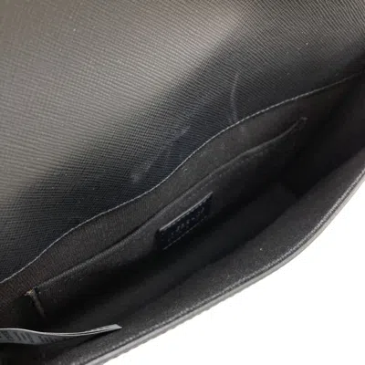Pre-owned Versace Black Leather Shoulder Bag ()