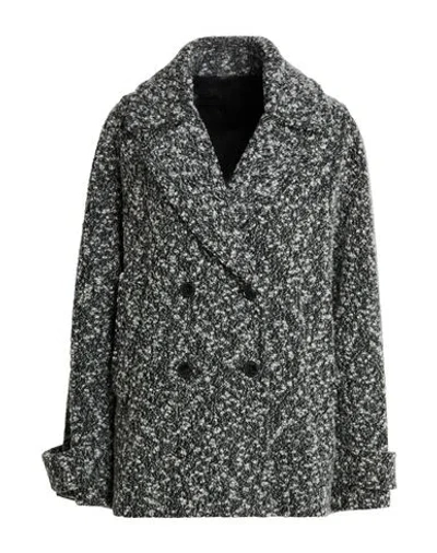 Herno フィーリング ブークレウール ピーコート In Black