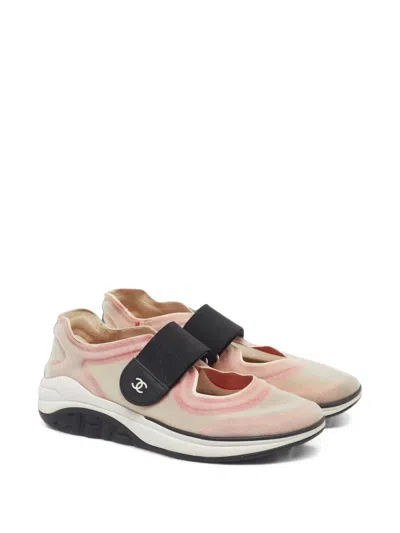 Pre-owned Chanel Cc Touch-strap Sneakers In Neutrals