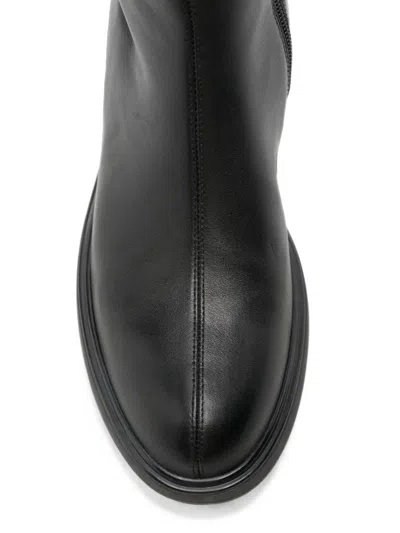 Linda Baumann Leather Boots In Black
