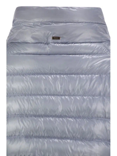 Herno Short Down Jacket In Taupe