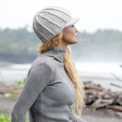 Nirvanna Designs Martha Cap In Black