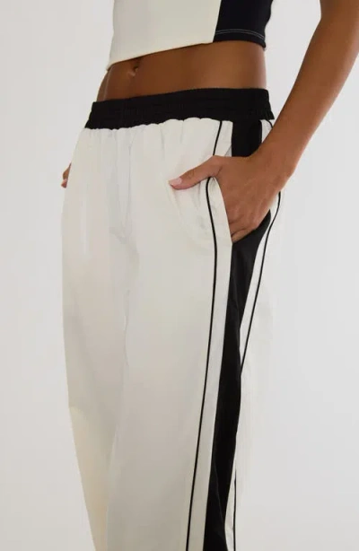 Beach Riot Rumi Shadow Stripe Pants In White