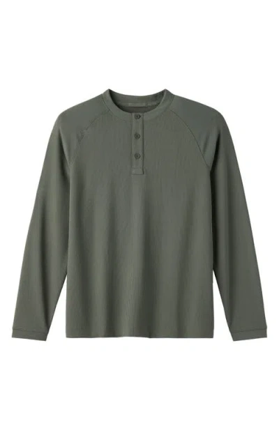 Rhone Waffle Tech Henley In Olive Shadow