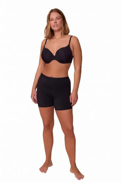 Harper Wilde Bliss Under Short In Black