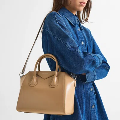 Givenchy Minimal Compact Handbag In Sand-colored