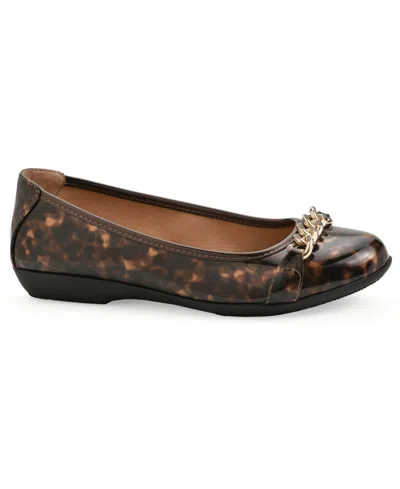 Cliffs By White Mountain Carlise Ballet Flat In Tortoise Patent
