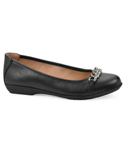 Cliffs By White Mountain Carlise Ballet Flat In Black Smooth