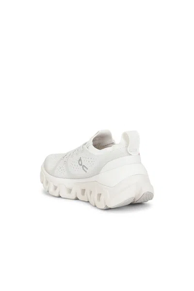 On Cloud X Tempo Sneaker In Multi