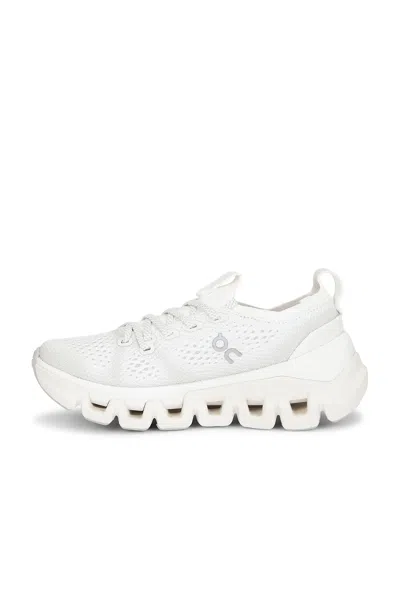 On Cloud X Tempo Sneaker In Multi
