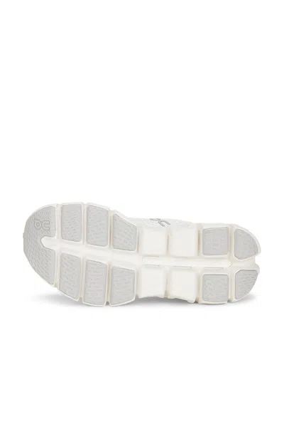 On Cloud X Tempo Sneaker In Multi