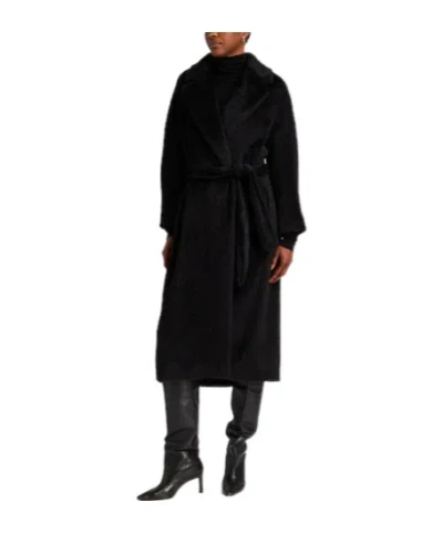 Max Mara Minimalist Long Coat In Black