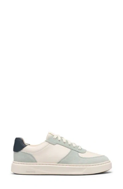 Clarksr Clarks(r) Code C Court Sneaker In White