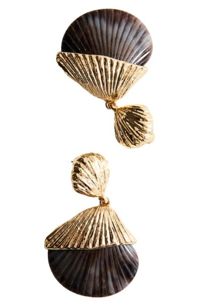 Mango Shell Drop Earrings In Gold