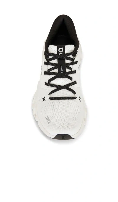 On Cloud X 5 Trainers In White