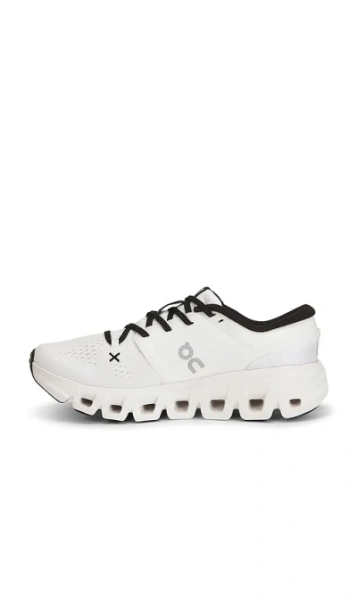 On Cloud X 5 Trainers In White