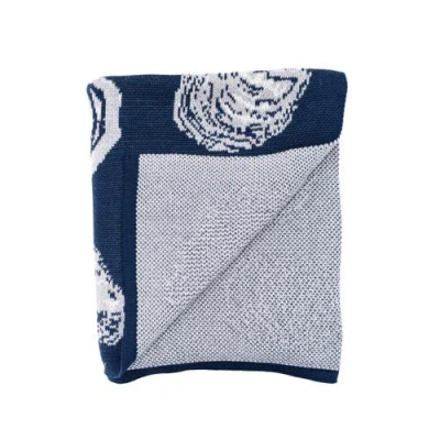 Rightside Designs Oyster Pattern Knit Throw Blanket In Blue