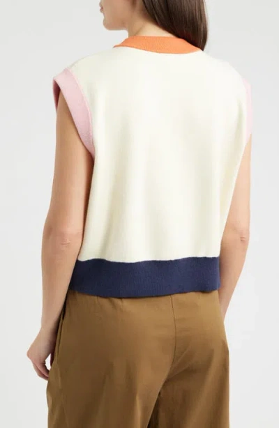 Frnch Mickle Sweater Vest In White