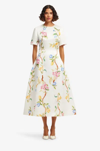 Leo Lin Moda Operandi In White