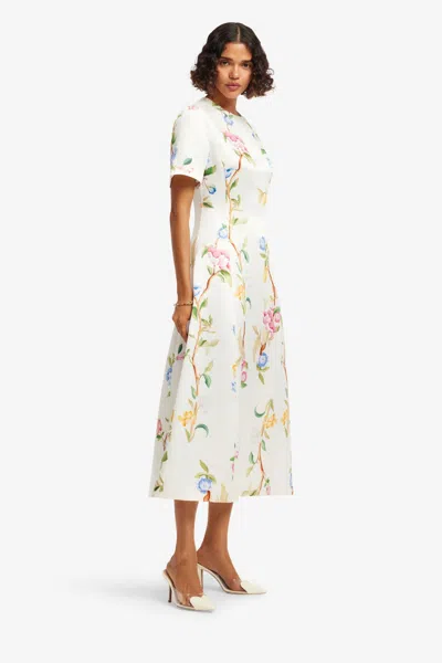 Leo Lin Moda Operandi In White