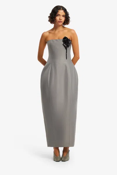 Leo Lin Moda Operandi In Gray