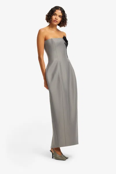 Leo Lin Moda Operandi In Gray