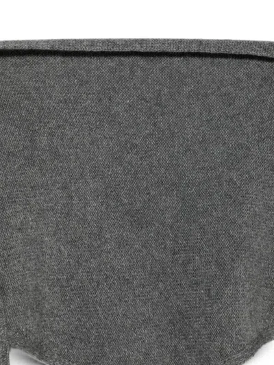 Beyou Fine-knit Triangular Scarf In Gray