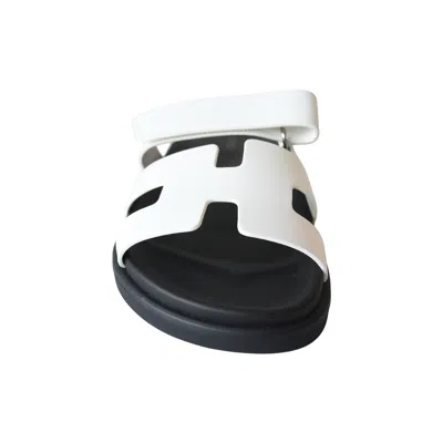 Hermes Chypre Sandal Blanc In 38