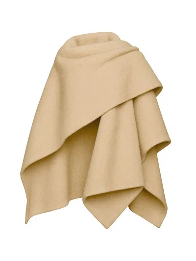 Diarrablu Wrap Cape In Solid Cream
