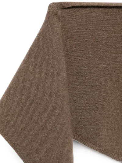 Beyou Fine-knit Triangular Scarf In Brown