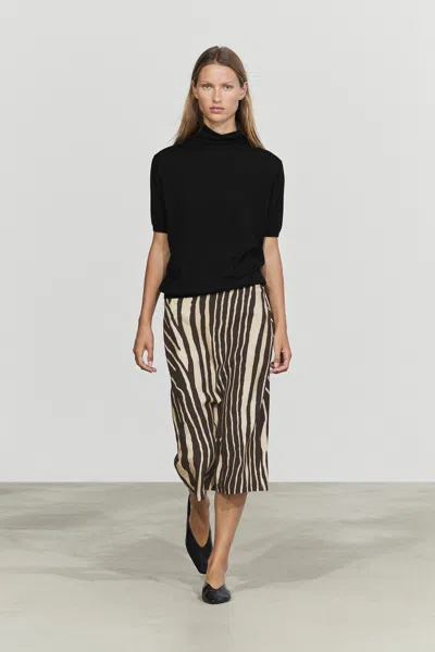 Massimo Dutti In Black