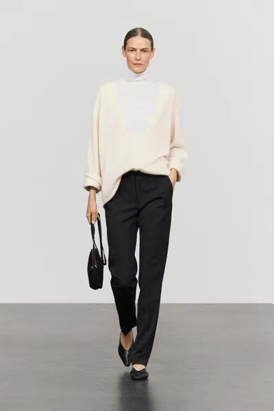 Massimo Dutti In Black
