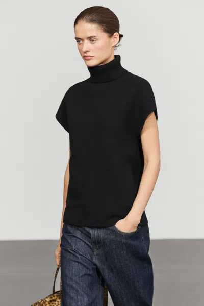 Massimo Dutti In Zwart