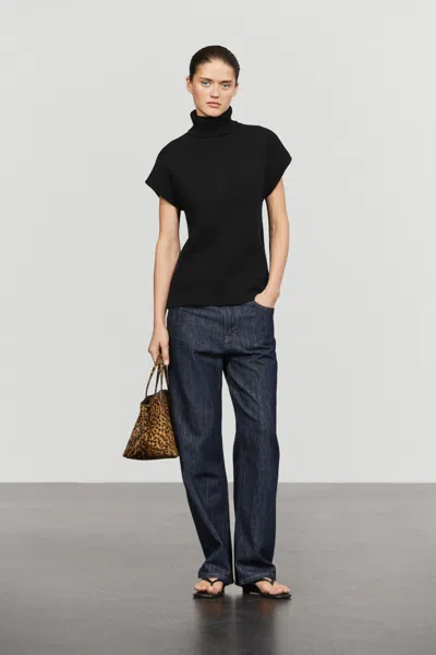 Massimo Dutti In Zwart