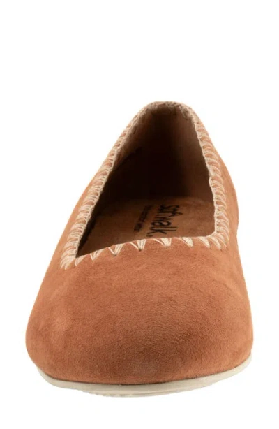 Softwalk ® Sonoma Flat In Brown