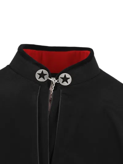 Il Tabarro Layered-panel Hook-fastening Cape In Black