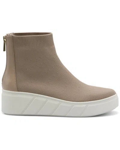 Charles David Rio Stretch Sneaker In Brown