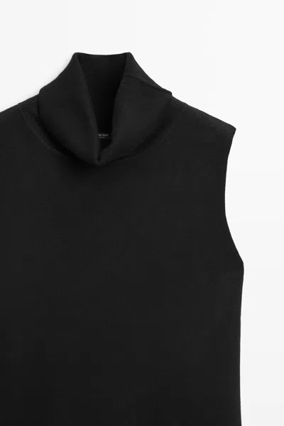 Massimo Dutti In Black