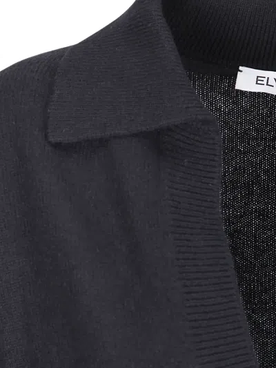 Ely Ely Long-sleeves Top In Black