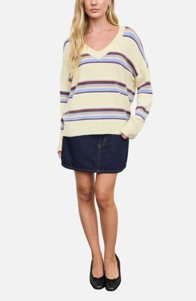 Blu Pepper Pullover V-neck Sweater In White