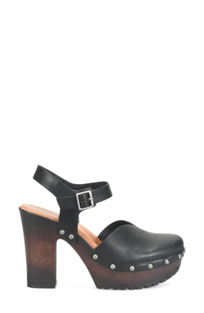 Korks Adria Clog In Multi