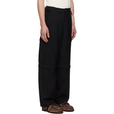 Vowels Black Solid Cargo Pants In Black