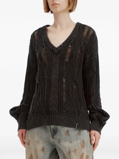 Izzue Cable-knit Distressed Sweater In Black