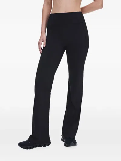 On Studio Flared Pants 32" In Black
