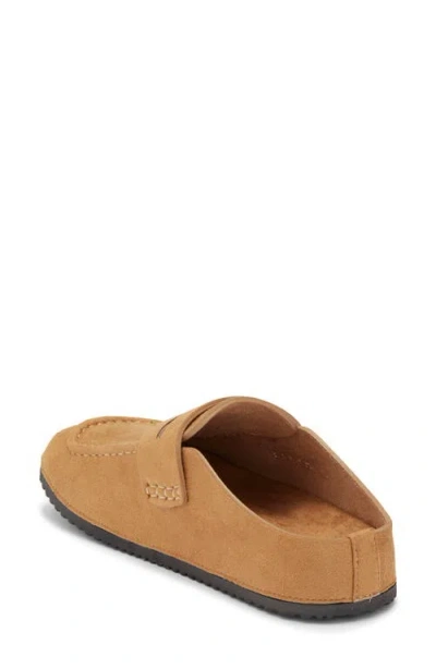 Wild Diva Lounge Matcha Flat Mule In Tan
